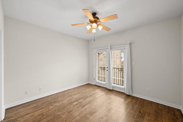 1701 Spyglass DR 10, Austin, TX 78746