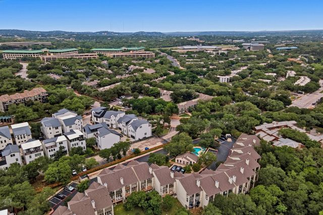 1701 Spyglass DR 10, Austin, TX 78746