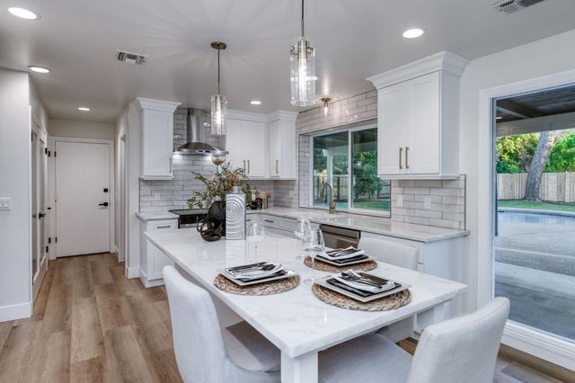 2511 W Barstow Avenue, Fresno, CA 93711