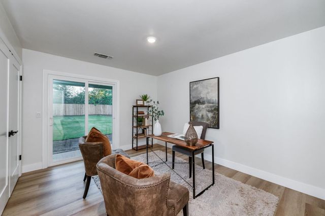 2511 W Barstow Avenue, Fresno, CA 93711