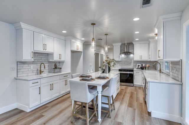 2511 W Barstow Avenue, Fresno, CA 93711