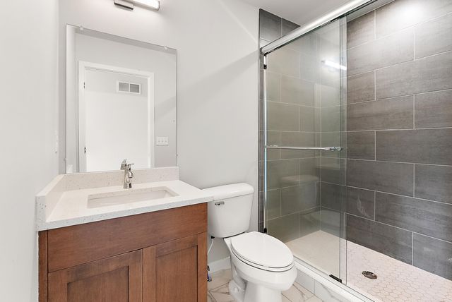 35300 Brittany Drive, New Baltimore, MI 48047
