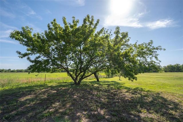 3668 Colorado Road, Pomona, KS 66076