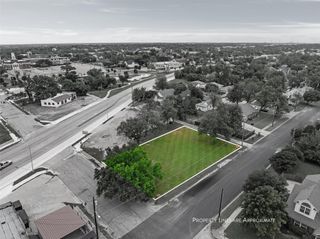 612 N 13th Street, Waco, TX 76707