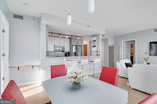 3338 Peachtree Road 1409, Atlanta, GA 30326