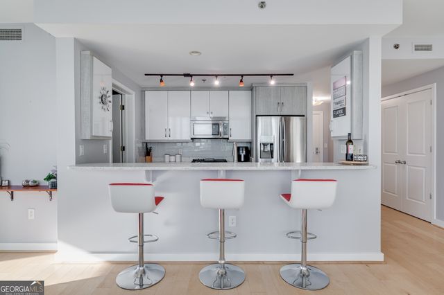 3338 Peachtree Road 1409, Atlanta, GA 30326