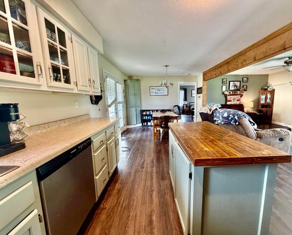 86 Pine Street, Monticello, KY 42633