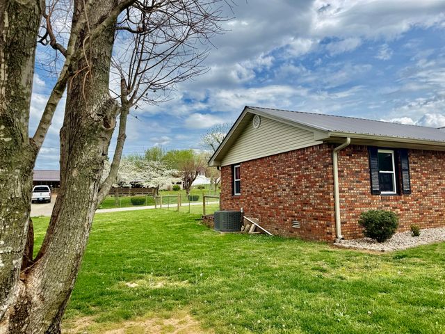 86 Pine Street, Monticello, KY 42633