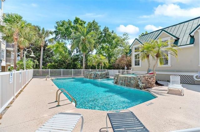 109 Shady Brook Circle 301, St Simons Island, GA 31522