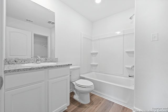 3458 Warlow Branch, San Antonio, TX 78109
