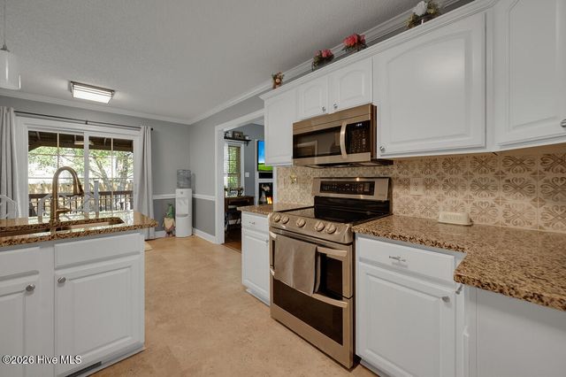 2466 Westminster Drive, Winterville, NC 28590