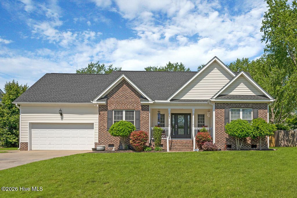 2466 Westminster Drive, Winterville, NC 28590