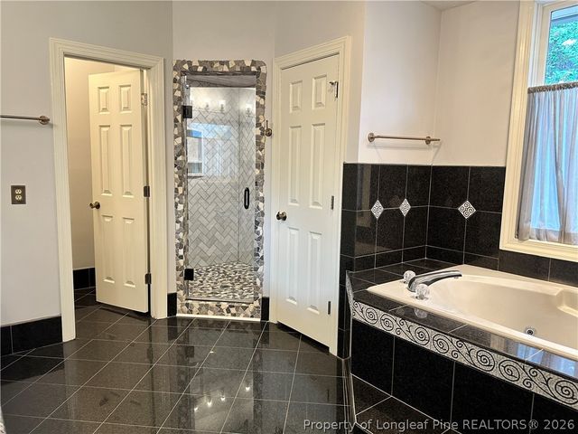 493 Kingsford Drive, Fayetteville, NC 28314