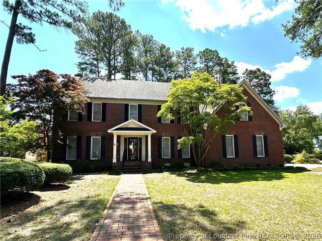 493 Kingsford Drive, Fayetteville, NC 28314