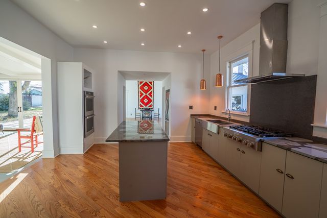 401 Plateau St, Marfa, TX 79843