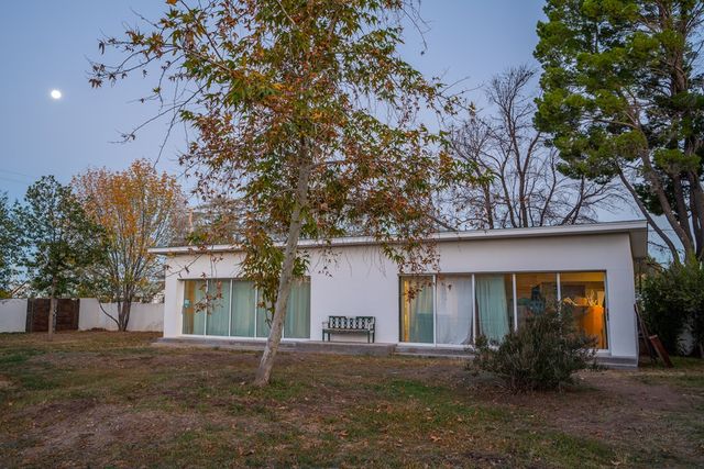 401 Plateau St, Marfa, TX 79843