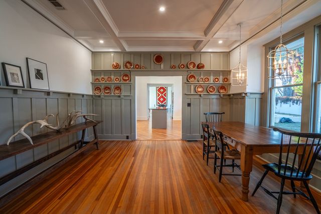 401 Plateau St, Marfa, TX 79843