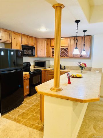 16866 E Peakview Avenue, Aurora, CO 80016