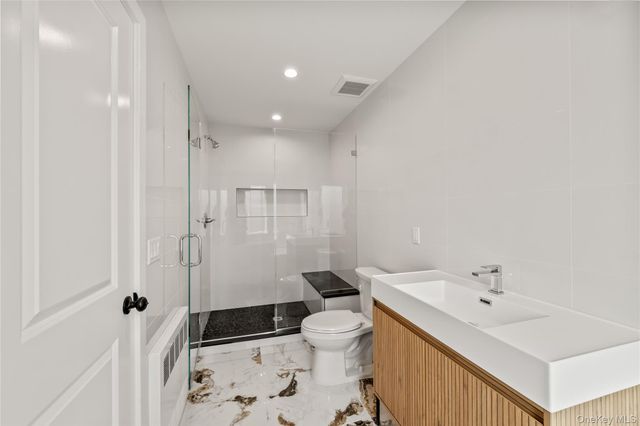 23 Singer Avenue 211, Spring Valley, NY 10977