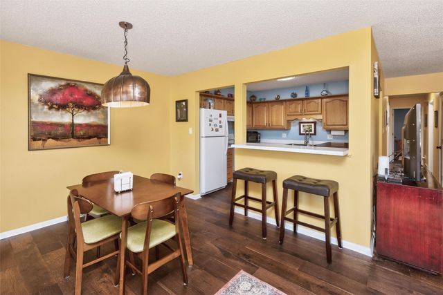 4549 Woodland Avenue 1, West Des Moines, IA 50266