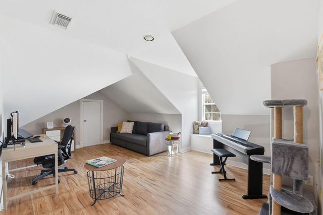 43 Regency Point, Montgomery, TX 77356