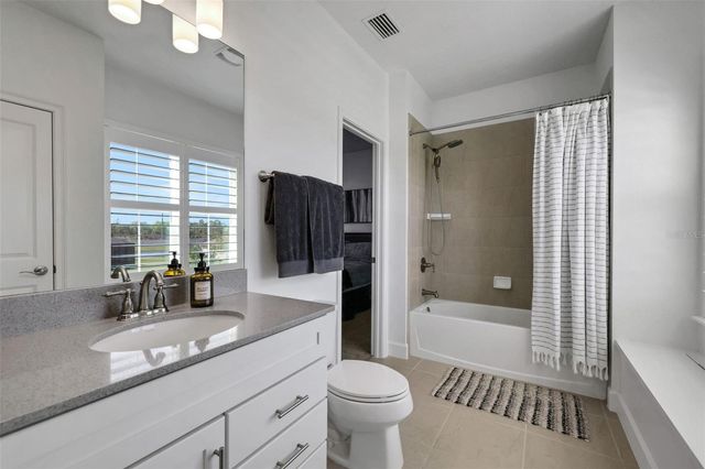 6226 W FALLSGROVE LANE, Port Orange, FL 32128