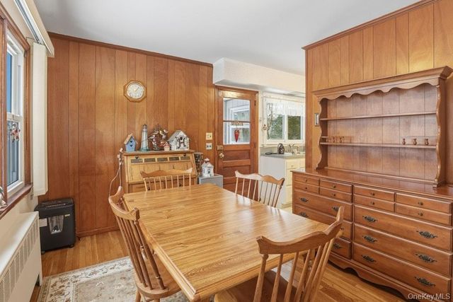 3 Coral Cove, East Norwich, NY 11732