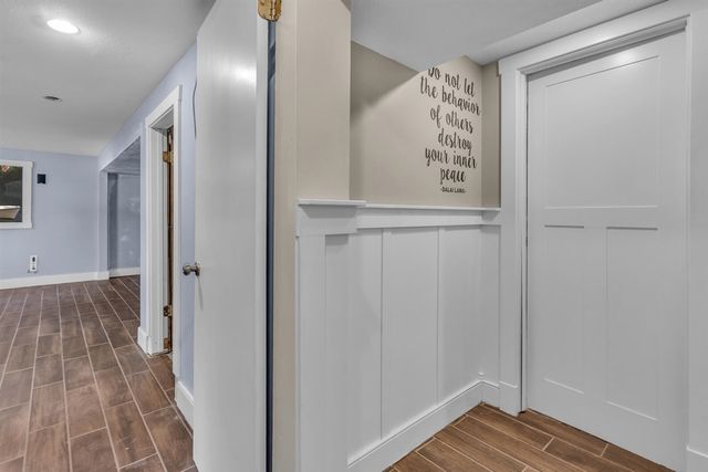 2212 Aurora Drive, Jackson, MI 49203