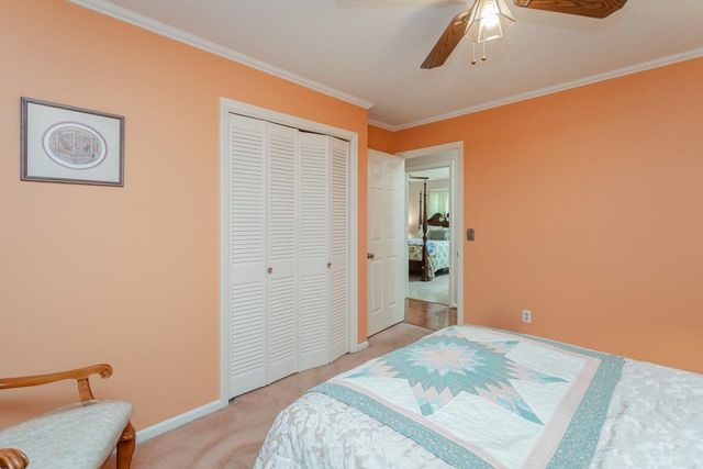 1112 SHARPES DR, Harrisonburg, VA 22801
