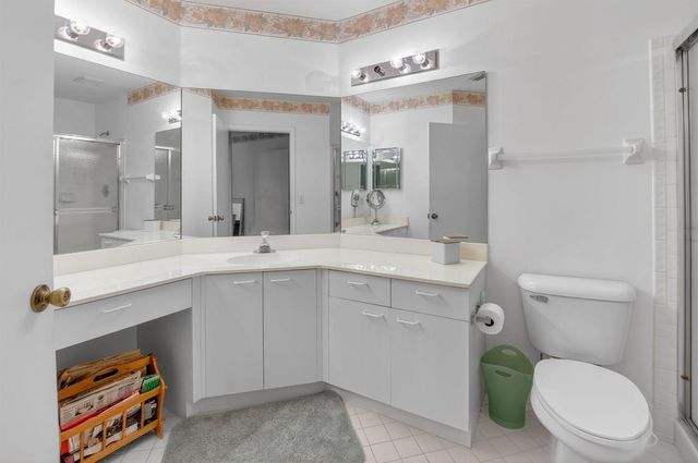 5153 Floria Drive J, Boynton Beach, FL 33437
