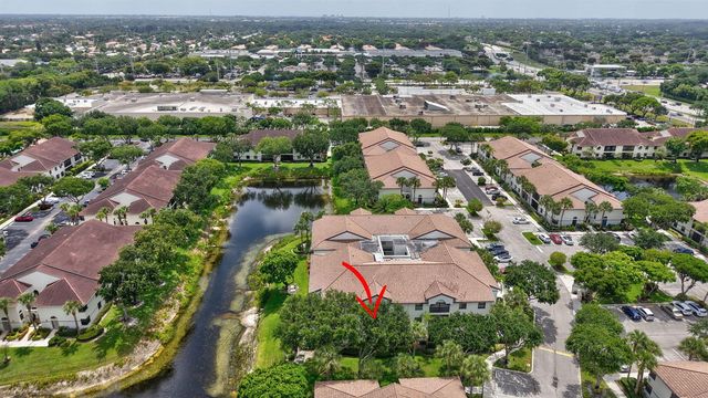 5153 Floria Drive J, Boynton Beach, FL 33437