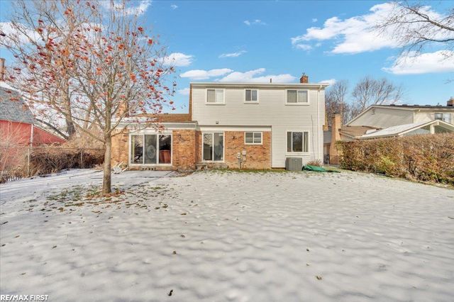 11654 Cavalier Drive, Sterling Heights, MI 48313