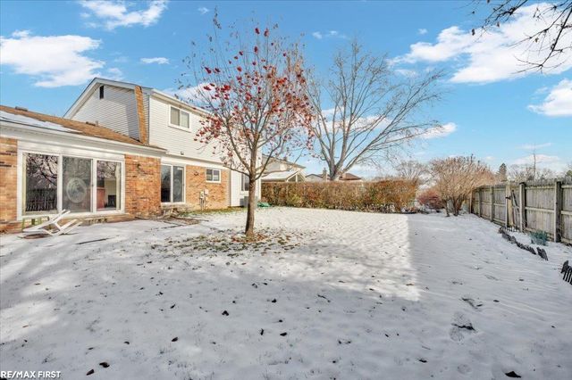 11654 Cavalier Drive, Sterling Heights, MI 48313