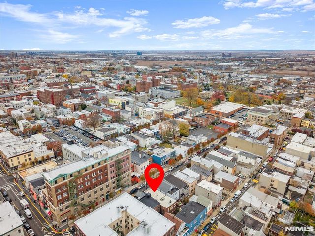 510 43rd Street, Union City, NJ 07087