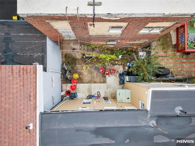 510 43rd Street, Union City, NJ 07087