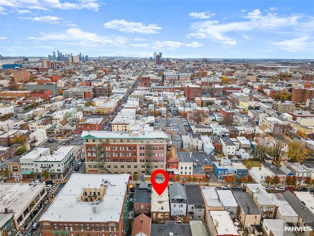 510 43rd Street, Union City, NJ 07087