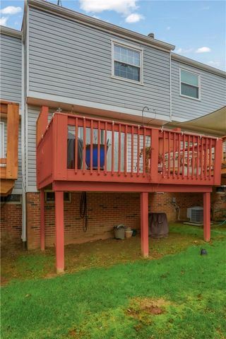 140 Rossmor Ct, Ross Twp, PA 15229