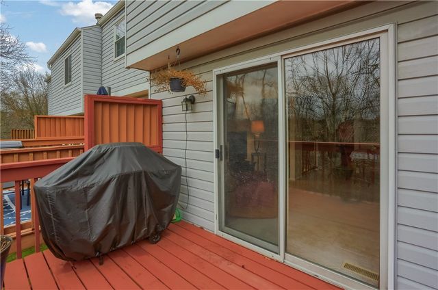 140 Rossmor Ct, Ross Twp, PA 15229