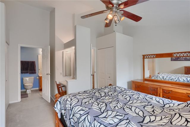 140 Rossmor Ct, Ross Twp, PA 15229