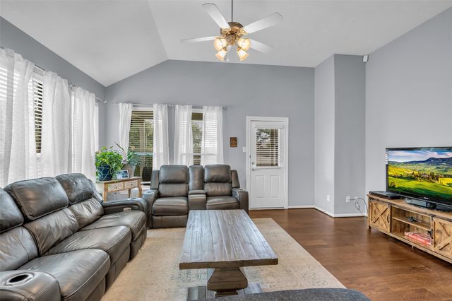 18611 Bristol Point Lane, Tomball, TX 77377