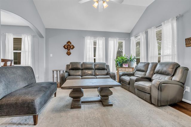 18611 Bristol Point Lane, Tomball, TX 77377