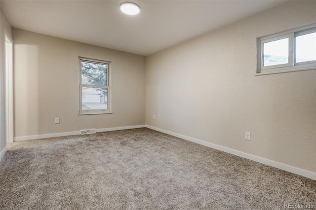 2123 S Olathe Street, Aurora, CO 80013