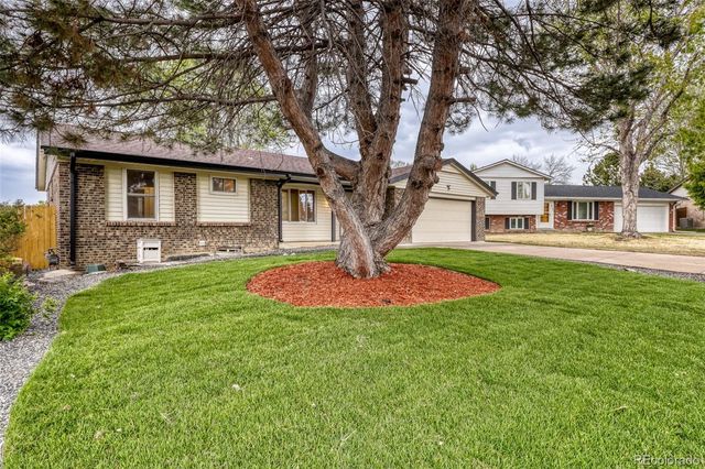 2123 S Olathe Street, Aurora, CO 80013
