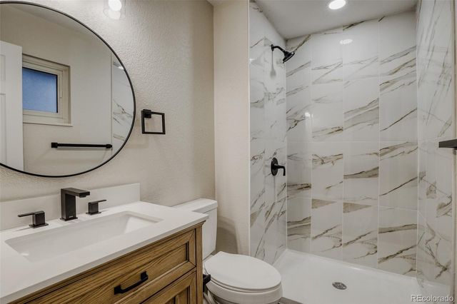 2123 S Olathe Street, Aurora, CO 80013