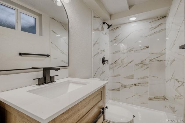 2123 S Olathe Street, Aurora, CO 80013