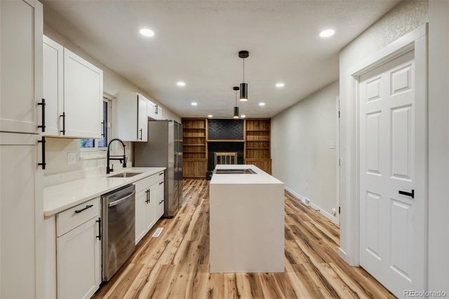 2123 S Olathe Street, Aurora, CO 80013