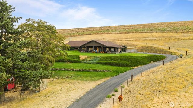 338 E Bramhall Road, Dayton, WA 99328