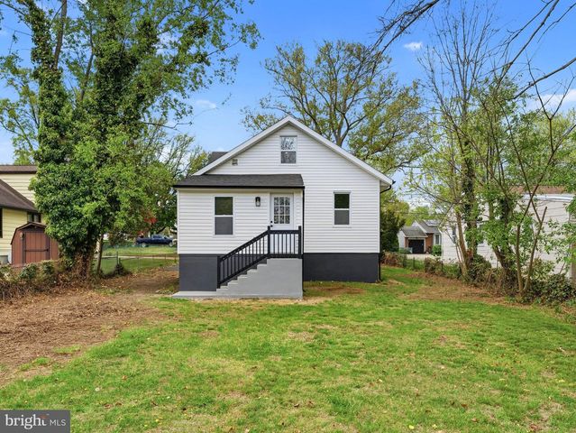 505 GREENWOOD AVE, Maple Shade, NJ 08052