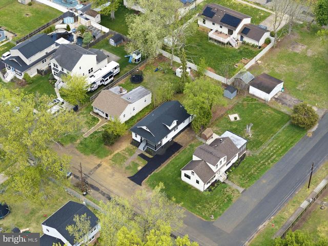 505 GREENWOOD AVE, Maple Shade, NJ 08052