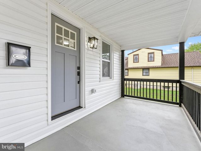 505 GREENWOOD AVE, Maple Shade, NJ 08052